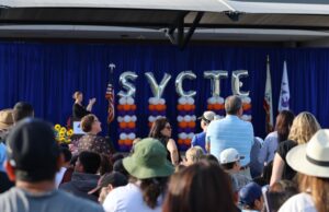 Os estudantes de Campbell fornecem bolsa de estudos, equipamentos – Mercury News