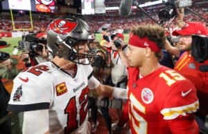 Mahomes se move para Miami com Brady com Brady