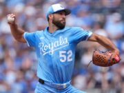 Pascuantino distribui para o Royals por 3-1 contra os Tigres