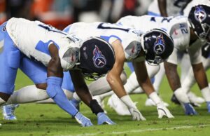 Warren Moon: Titãs terão novos uniformes este ano