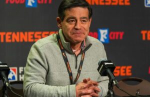 Titãs anunciou quando Mike Keith seria incluído como anel de honra