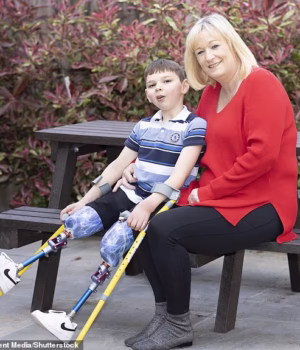100486221-15227713-Paula_Hudgell_pictured_the_loving_adoptive_mother_of_Tony_Hudgel-a-11_17614377542.avif
