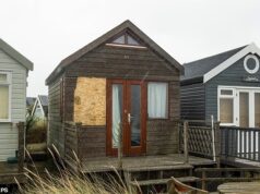 Ladrão de ‘Cachinhos Dourados’ caçado depois de invadir uma luxuosa cabana de praia de £ 450.000 e ficar lá por uma semana