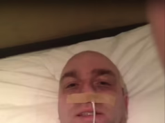 O legado da superestrela do esporte irlandês é agora a imagem sombria de um vigarista cometendo uma fraude cruel com um carregador no nariz enquanto é preso por falsificar um diagnóstico de câncer em um golpe financeiro.