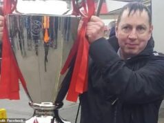 Você quer morrer?: Huntingdon perguntou à vítima empunhando uma faca enquanto a esfaqueava sete vezes