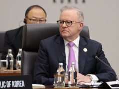 Como Albo pediu secretamente a um famoso australiano de língua ácida ajuda para voltar a Trump – se o encontro com o presidente dos EUA correr mal