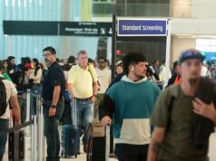 Enorme aeroporto do Texas atingido por filas padrão de três horas da TSA enquanto a paralisação do governo paralisa os aeroportos da América