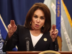 Juíza Jeanine Kash Patel bloqueada pelo FBI em confronto entre aliados escolhidos a dedo por Trump