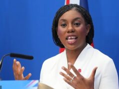 Kemi Badenoch: Você está melhor com a previdência social do que trabalhando sob o Partido Trabalhista
