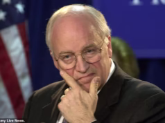 Dick Cheney foi o arquiteto-chefe da desastrosa Guerra ao Terror e nunca se desculpou – mesmo depois de atirar no rosto de um homem idoso em um ataque de bot.