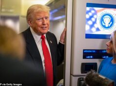 A paralisação do governo tornou-se a mais longa da história dos EUA em meio ao caos nas viagens e à escassez de ajuda alimentar