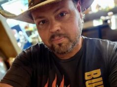 O mecânico pega fogo enquanto trabalha no carro e não sente mais frio ou suor