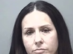 ‘Pior Mãe’ rouba acompanhante de menina no baile do ensino médio e tem bebê com ela