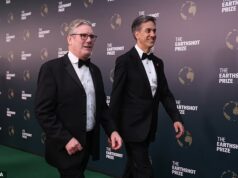 Apenas se importa com que cerveja? Starmer, Ed Miliband e Sadiq Khan moram no Rio depois que o primeiro-ministro viajou 19.000 quilômetros por um dia na reunião climática da COP30… enquanto Trump, Índia e China ficam longe