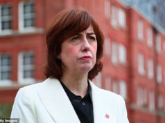 Guerra civil trabalhista enquanto o novo vice-líder alerta que a promessa de não aumentar o imposto de renda deve ser mantida em manifesto – enquanto a esquerda exige ataque aos ‘ricos’ e eliminação total do limite de benefícios para dois filhos