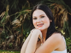 Relato chocante de como uma líder de torcida popular, de 18 anos, foi encontrada morta debaixo da cama no navio de cruzeiro Carnival