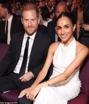 103878883-15290691-Prince_Harry_and_Meghan_Markle_have_sent_a_personalised_quasi_ro-m-11_17631147393.avif