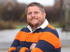 O hooligan do futebol, de 41 anos, que se vangloriava das suas façanhas brutais, vive da fortuna do Euromilhões e admite que não a merece, mas que “a vida não é justa”