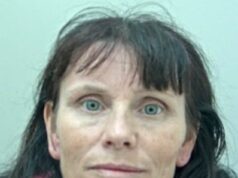 Mulher rouba £ 200 mil de tio vulnerável antes de morar no porão com cachorro