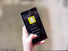 Os trabalhistas não deveriam impor ‘proibição total’ de telefones celulares aos estudantes, diz líder de escola particular