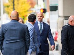 Piloto da Alaska Airlines que tentou matar 83 pessoas cortando o motor do avião durante o voo é libertado da prisão