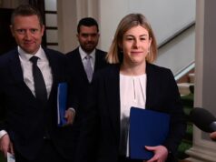 Um terramoto político quando a liberal de 35 anos subitamente assumiu o controlo e se tornou a primeira mulher líder de um partido estatal num golpe de Estado sem derramamento de sangue em Victoria.