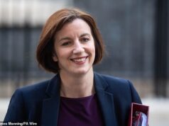 Phillipson classificou o OBR de ‘enganoso’ enquanto tenta acalmar os temores dos parlamentares trabalhistas de um buraco negro com necessidades especiais de £ 6 bilhões.