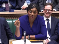 Boris Johnson: Depois do golpe poderoso que deu ao indefeso Reeves, meu conselho é comprar ações da Chemie