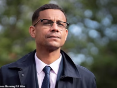 Escolas podem fechar no próximo ano, já que o maior sindicato de professores vota em greve por causa de salários