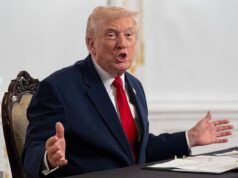 Detalhes do telefonema secreto de Trump com o líder venezuelano revelados enquanto o Pentágono responde à mensagem de ‘mate todos eles’