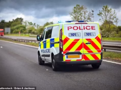 Centenas de 999 chamadas para a polícia são ignoradas, apesar dos apelos por ação “imediata”