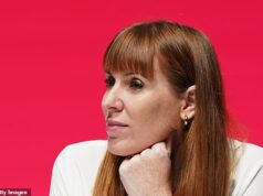 A aliada de Angela Renner sugere que ela poderia ‘um dia’ tirar os direitos dos trabalhadores em meio à reação trabalhista em Starmer por demissão injusta