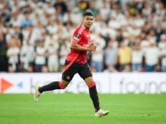 Relatório: Clubes da Premier League pretendem contratar meio-campista do Man United