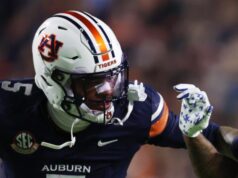 Jahquez Robinson, de Auburn, foi expulso após polêmica chamada de alvo no Iron Bowl