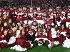 Texas A&M caiu quatro posições na pesquisa da AP