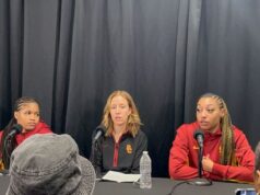 As Mulheres de Tróia sofreram sua primeira derrota contra o número 2 da Carolina do Sul no jogo do Real SC