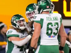 Roughriders avançam na linha do gol e derrotam Alouettes por 25-17 para ganhar o 5º título da Grey Cup