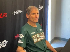 A lenda dos Browns, Bernie Kosar, voltou ao hospital no domingo