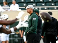 OC do estado de Michigan, Brian Lindgren, fala sobre a situação do QB, jogo de Maryland