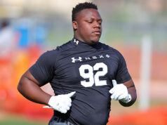 Texas perdeu o compromisso do DL Dylan Berriman de 4 estrelas