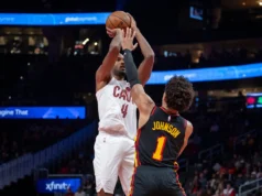 O triplo-duplo de Jalen Johnson leva Hawks à vitória por 130-123 sobre Cavaliers no jogo da Copa da NBA