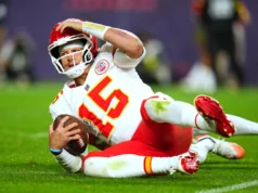 Esqueça a ideia de vencer a AFC West. Mahomes e os Chiefs perdem os playoffs após derrota para o Broncos