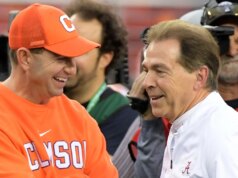 Dabo Swinney deveria ter trocado Clemson pelo Alabama, afirma o colunista