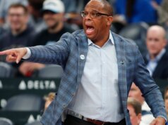 Aqui está o que Hubert Davis disse após a vitória inicial do Tar Heels