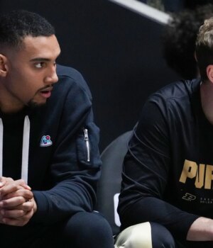 87096415007-purdue-evvansville-basketball-ncaa-110425-gh-041.jpg