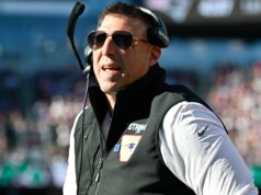 Veja por que Mike Vrabel comparou o esforço do prazo comercial à gravidez