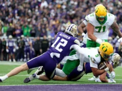 O número 6 do Oregon salvou sua vaga no College Football Playoff com uma vitória em Washington