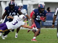 FAU Owls caem no final da temporada, retornando QB Caden Veltkamp em 2026