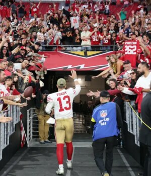 BNG-L-49ERS-111710.jpg