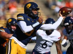 Cal errou a chance de vencer o número 15 da Virgínia e se tornar elegível para o bowl quando os Bears caíram por 31-21 em casa.